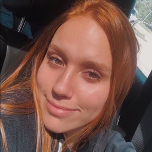 Meet your Posher, Zoe